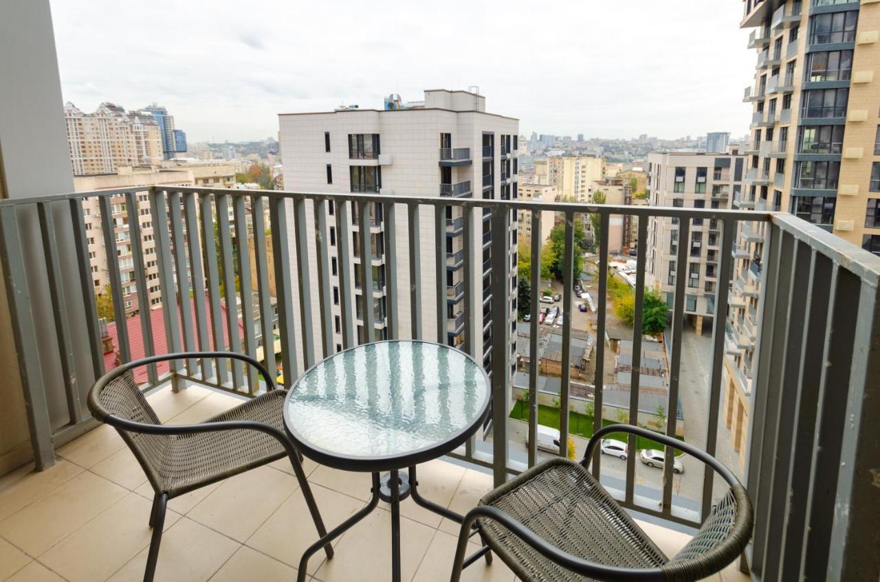 Petrovdom 166-3B In Beautiful Apartments In Rc "Yaroslaviv Grad" Κίεβο Εξωτερικό φωτογραφία